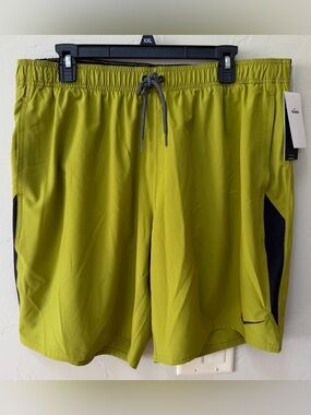 NWT Nike Swim Men's Green Black 9in Volley Trunks Shorts Size XXL NESSA482-314